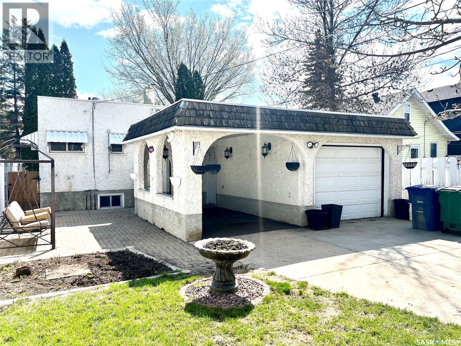 721 H Avenue S, Saskatoon, Saskatchewan  S7M 1X2 - Photo 31 - SK036541
