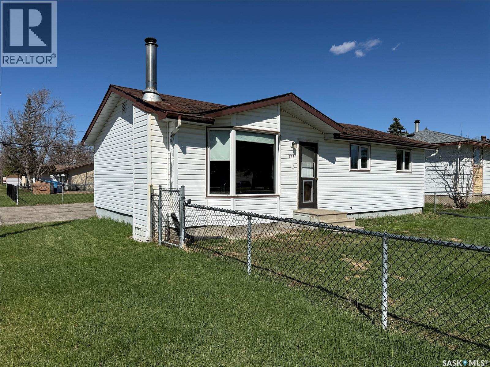 578 4th AVENUE W, Melville, Saskatchewan