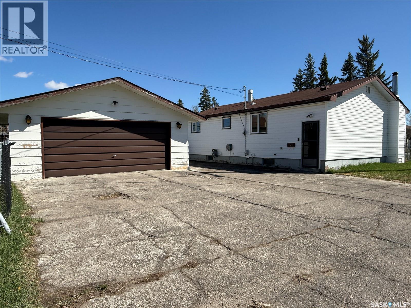 578 4th Avenue W, Melville, Saskatchewan  S0A 2P0 - Photo 32 - SK036478