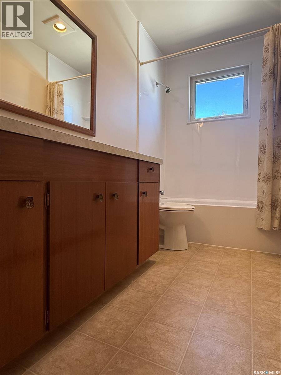 578 4th Avenue W, Melville, Saskatchewan  S0A 2P0 - Photo 7 - SK036478