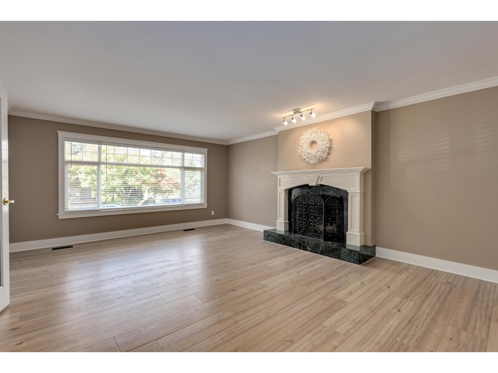 6488 Sunshine Place, Delta, British Columbia  V4E 1P7 - Photo 2 - R3126016