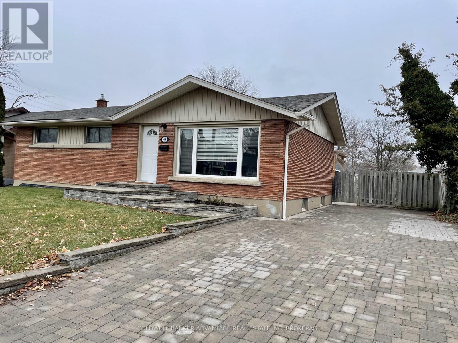 LOWER - 49 JACOBSON AVENUE, st. catharines (glendale/glenridge), Ontario