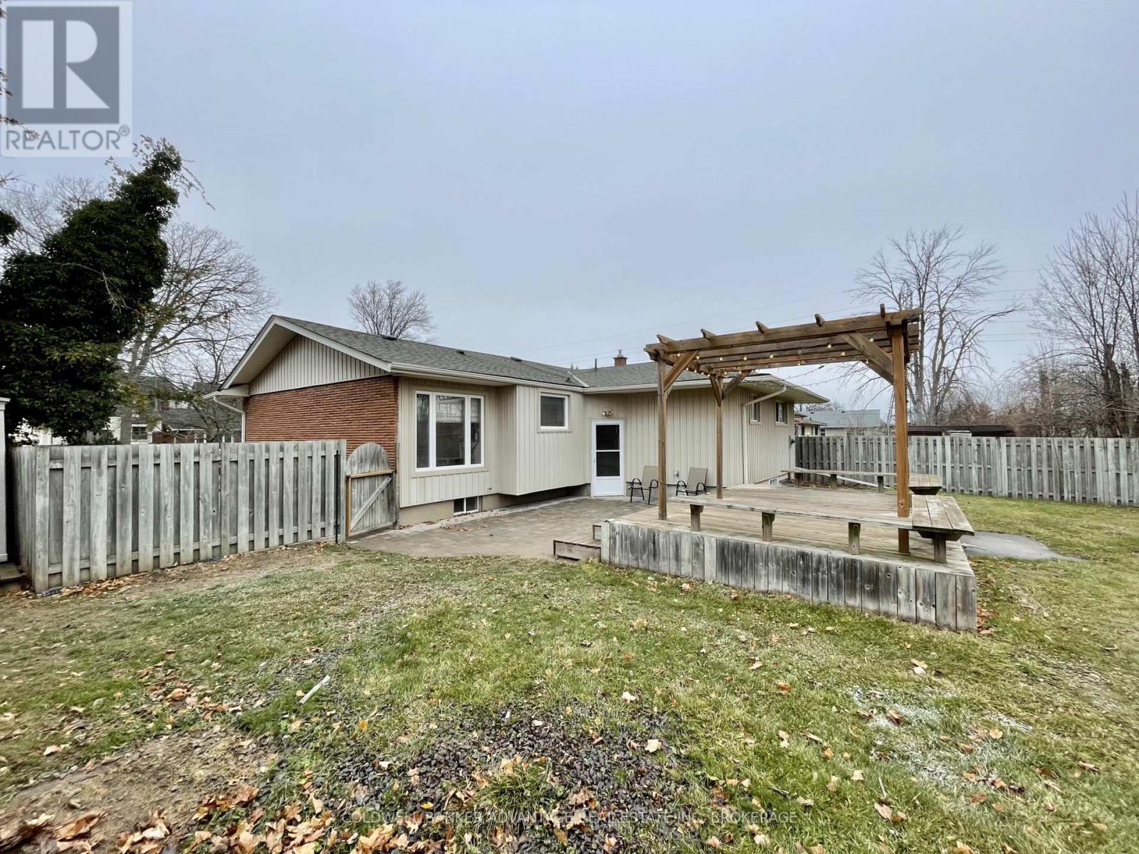 Lower - 49 Jacobson Avenue, St. Catharines (Glendale/glenridge), Ontario  L2T 3A1 - Photo 2 - X13152482
