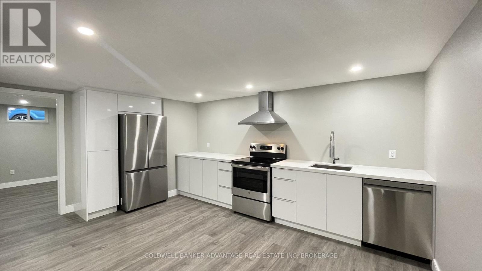 Lower - 49 Jacobson Avenue, St. Catharines (Glendale/glenridge), Ontario  L2T 3A1 - Photo 3 - X13152482