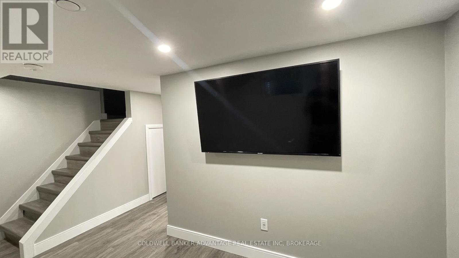 Lower - 49 Jacobson Avenue, St. Catharines (Glendale/glenridge), Ontario  L2T 3A1 - Photo 5 - X13152482