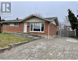 LOWER - 49 JACOBSON AVENUE, St. Catharines, Ontario