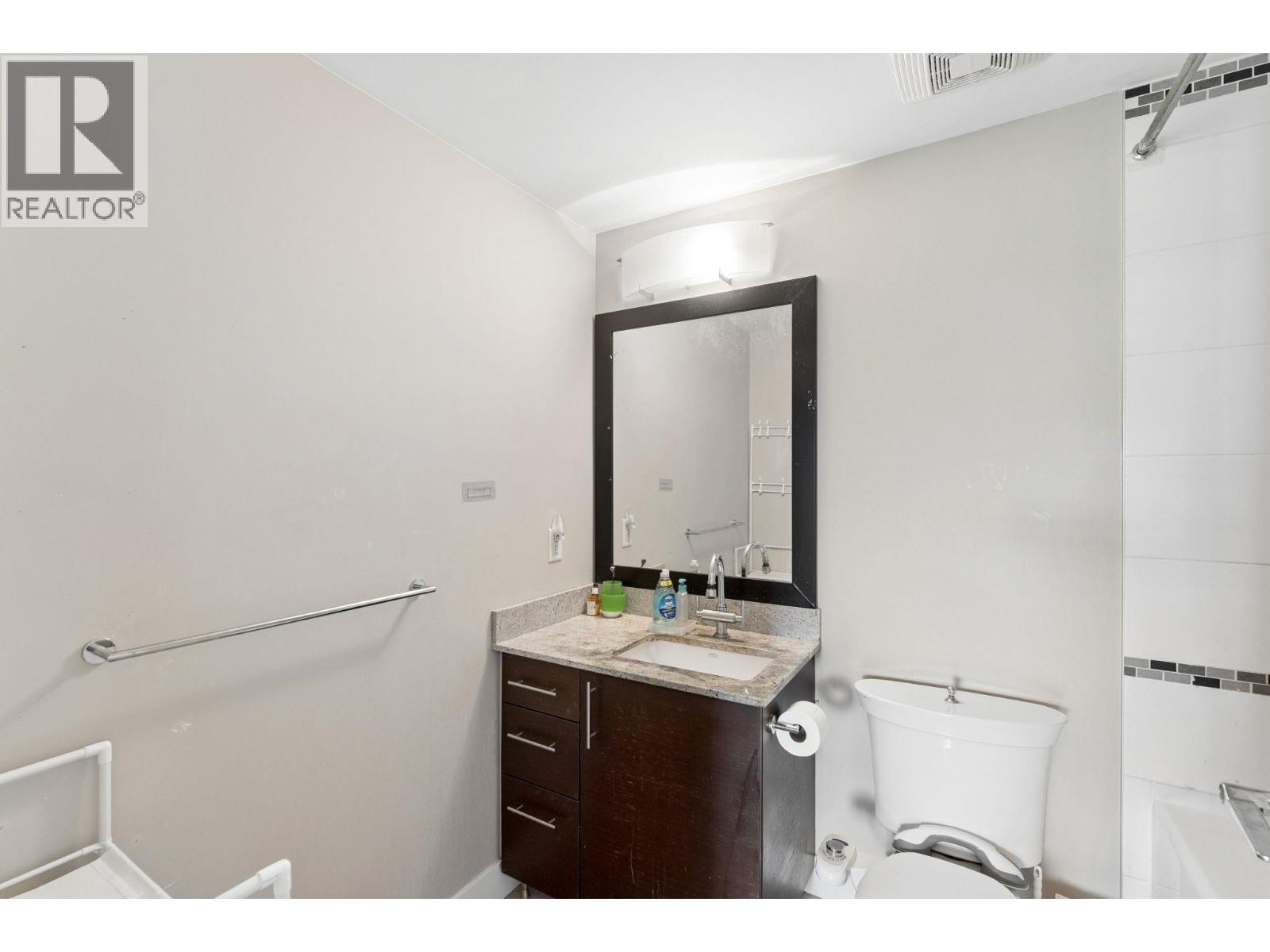 407 14300 Riverport Way, Richmond, British Columbia  V6W 0A4 - Photo 10 - R3125959