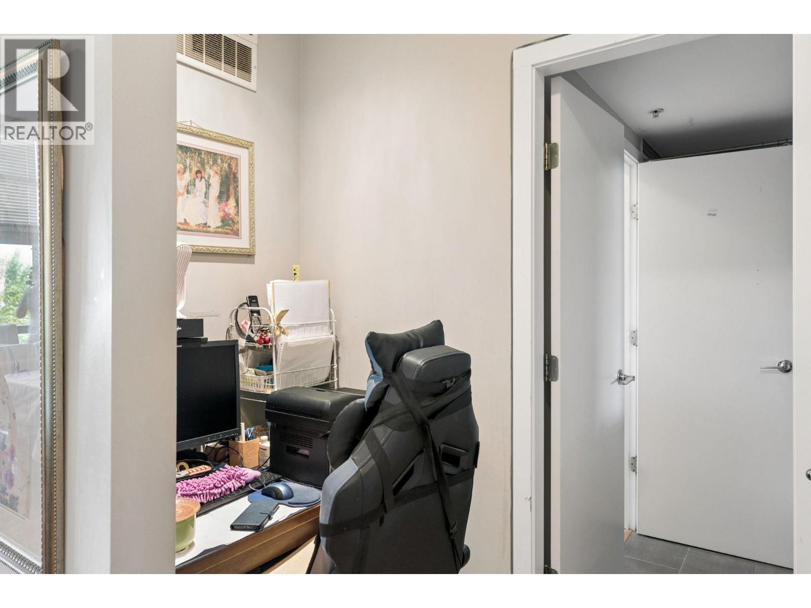 407 14300 Riverport Way, Richmond, British Columbia  V6W 0A4 - Photo 12 - R3125959