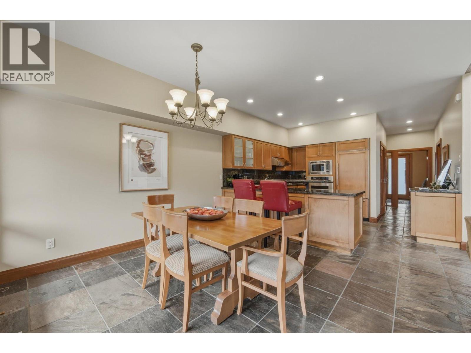 4824 Casabella Crescent, Whistler, British Columbia  V8E 0Z4 - Photo 10 - R3125972