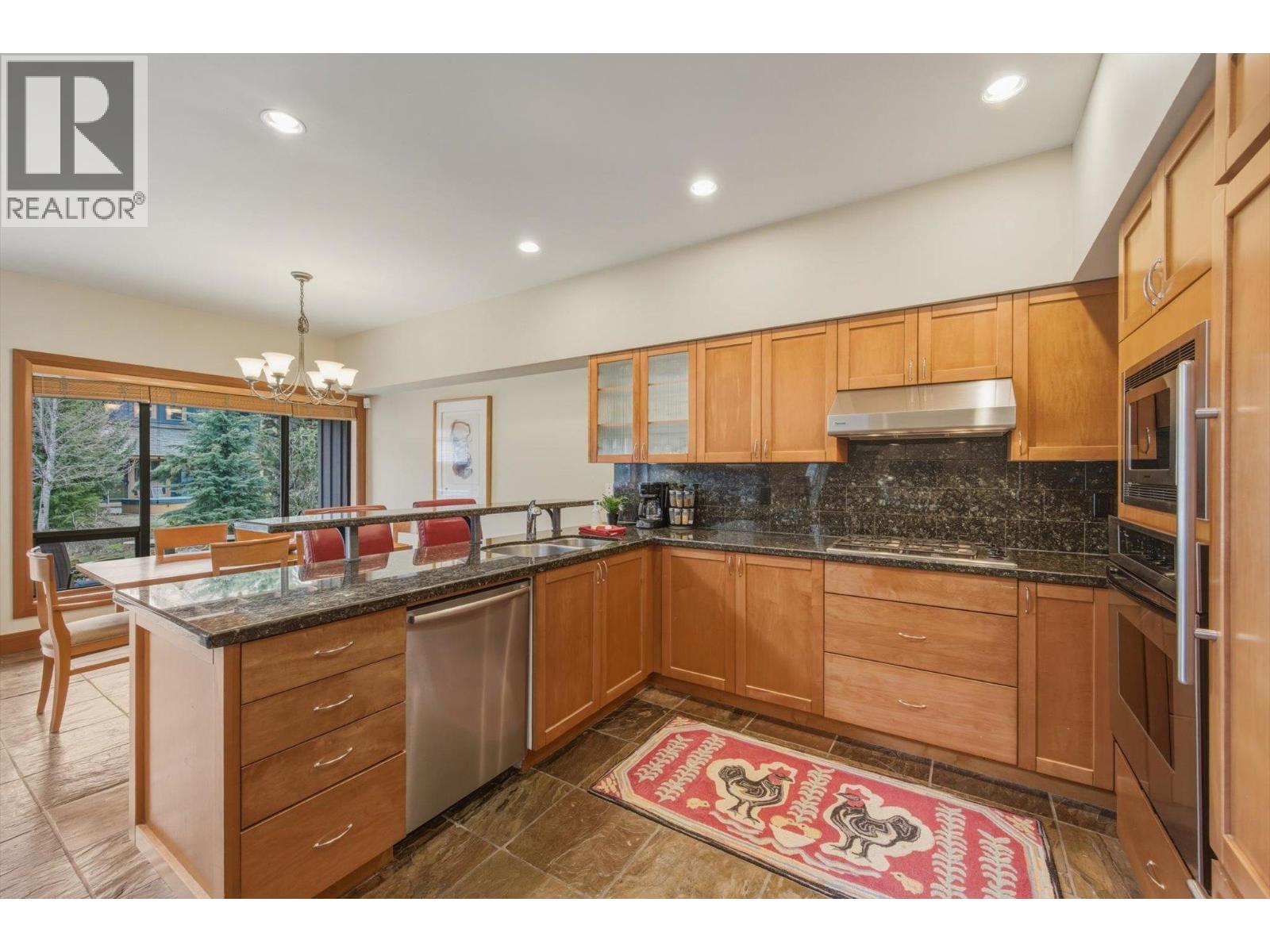 4824 Casabella Crescent, Whistler, British Columbia  V8E 0Z4 - Photo 15 - R3125972