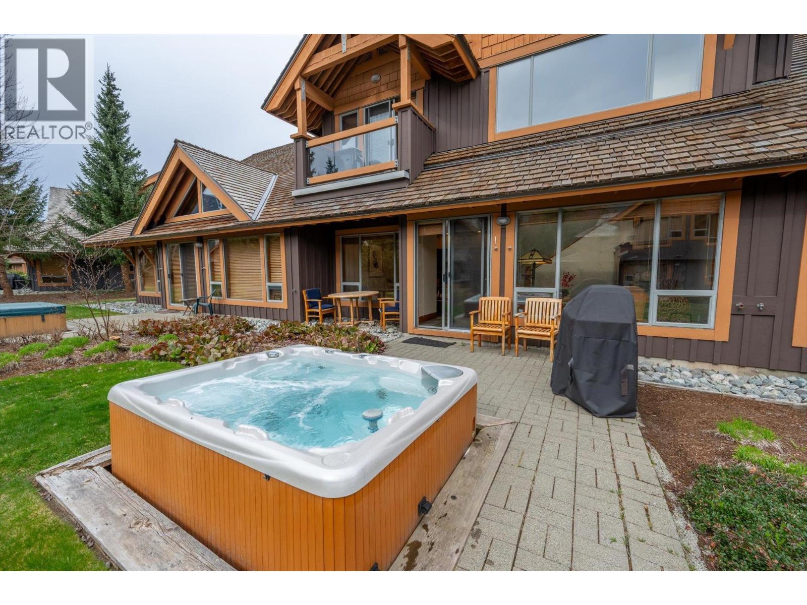 4824 Casabella Crescent, Whistler, British Columbia  V8E 0Z4 - Photo 6 - R3125972