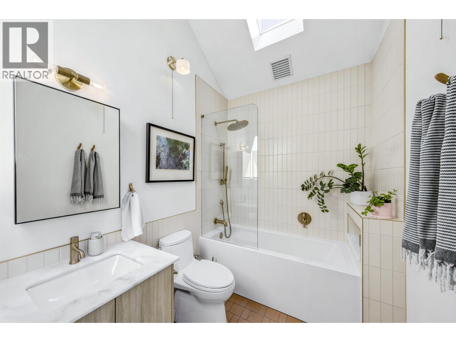 1608 Woodland Drive, Vancouver, British Columbia  V5L 3T1 - Photo 25 - R3125978