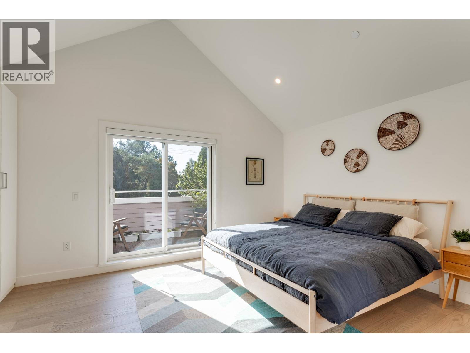 1372 E 10th Avenue, Vancouver, British Columbia  V5N 1X3 - Photo 18 - R3125876