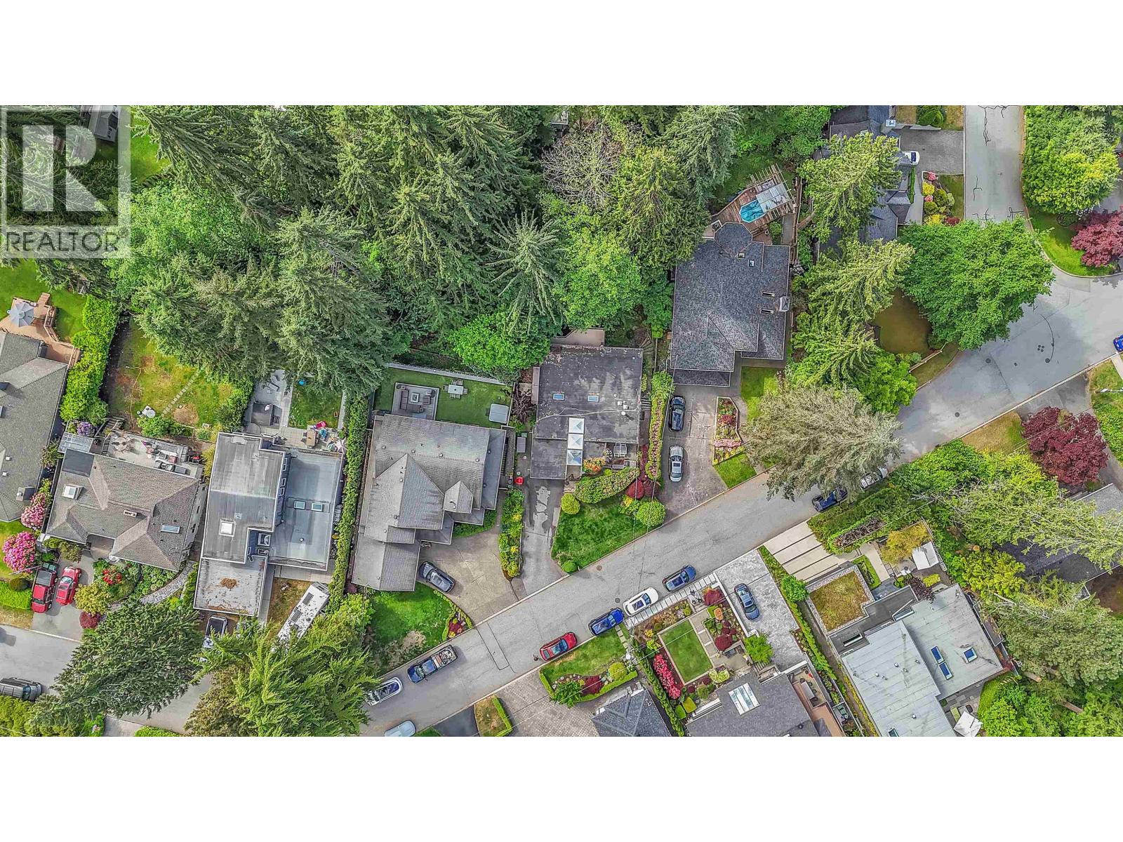 977 Belvedere Drive, North Vancouver, British Columbia  V7R 2C2 - Photo 32 - R3125961
