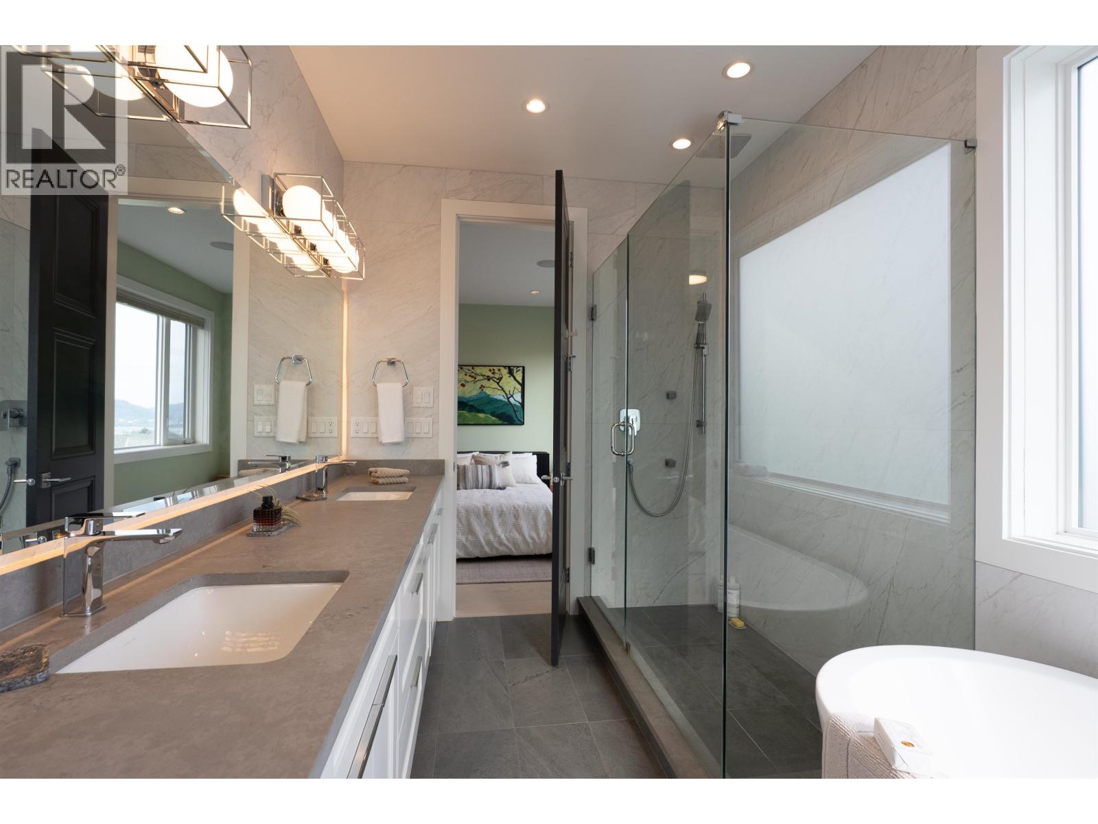 900 Hendry Avenue, North Vancouver, British Columbia  V7L 4E2 - Photo 18 - R3125967