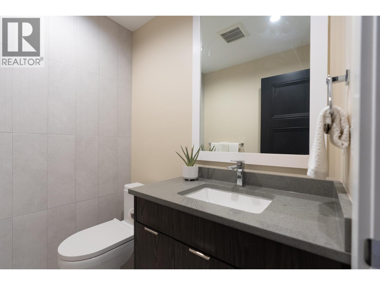 900 Hendry Avenue, North Vancouver, British Columbia  V7L 4E2 - Photo 24 - R3125967