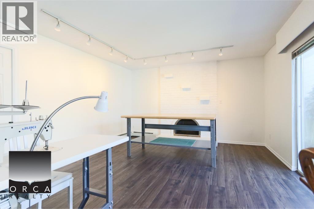 6400 Dakota Drive, Richmond, British Columbia  V7C 4Y5 - Photo 12 - R3126002