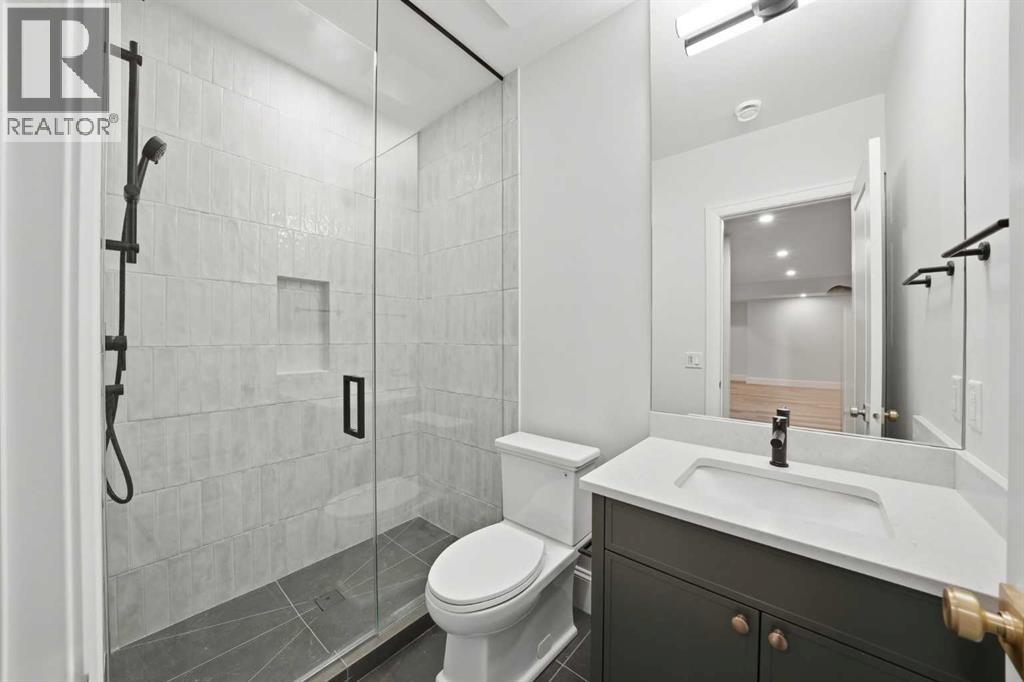 703 35 Street NW, Calgary, Alberta  T2N 2Z6 - Photo 46 - A2312949