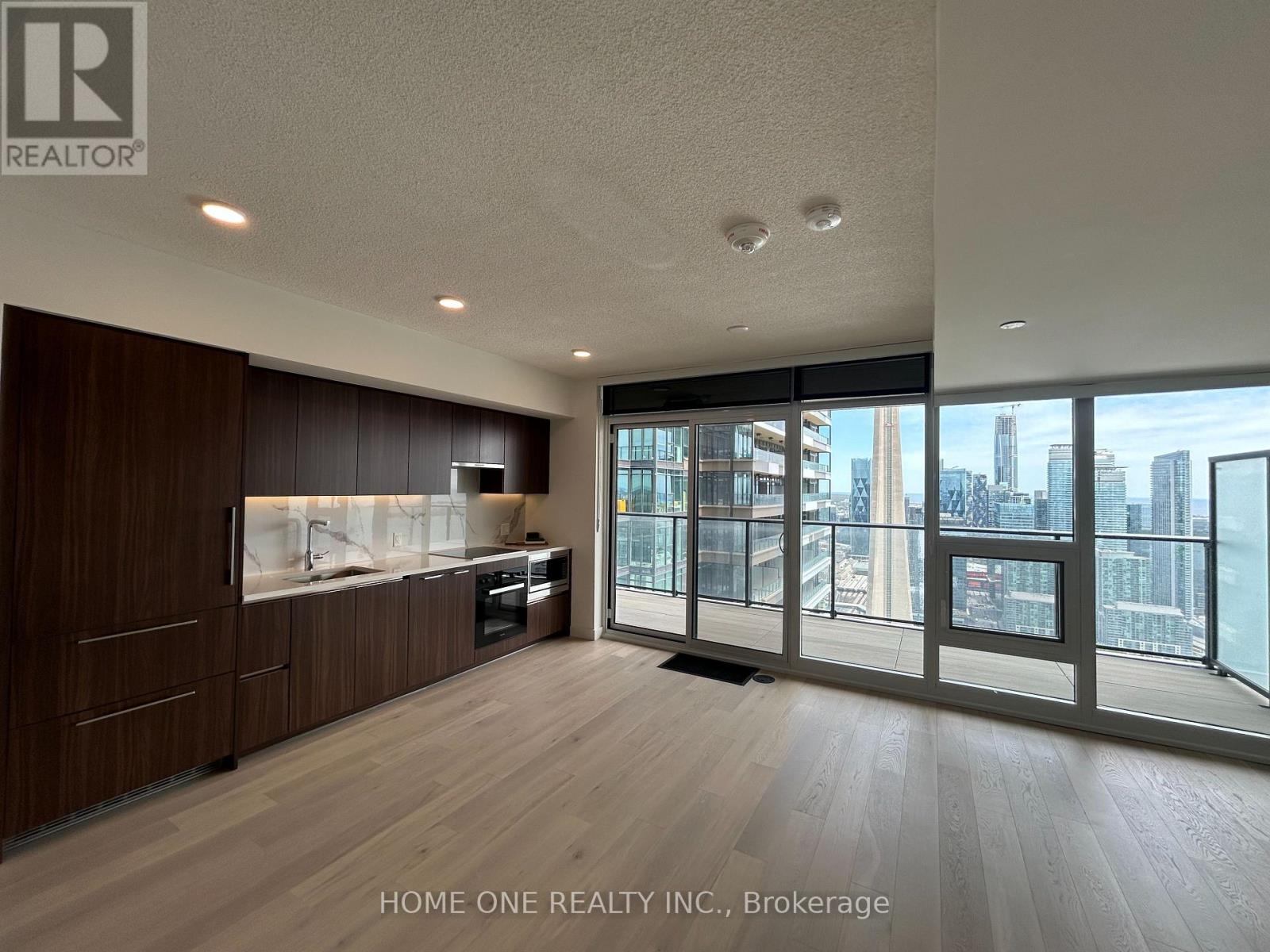 6207 - 3 CONCORD CITYPLACE WAY, Toronto, Ontario