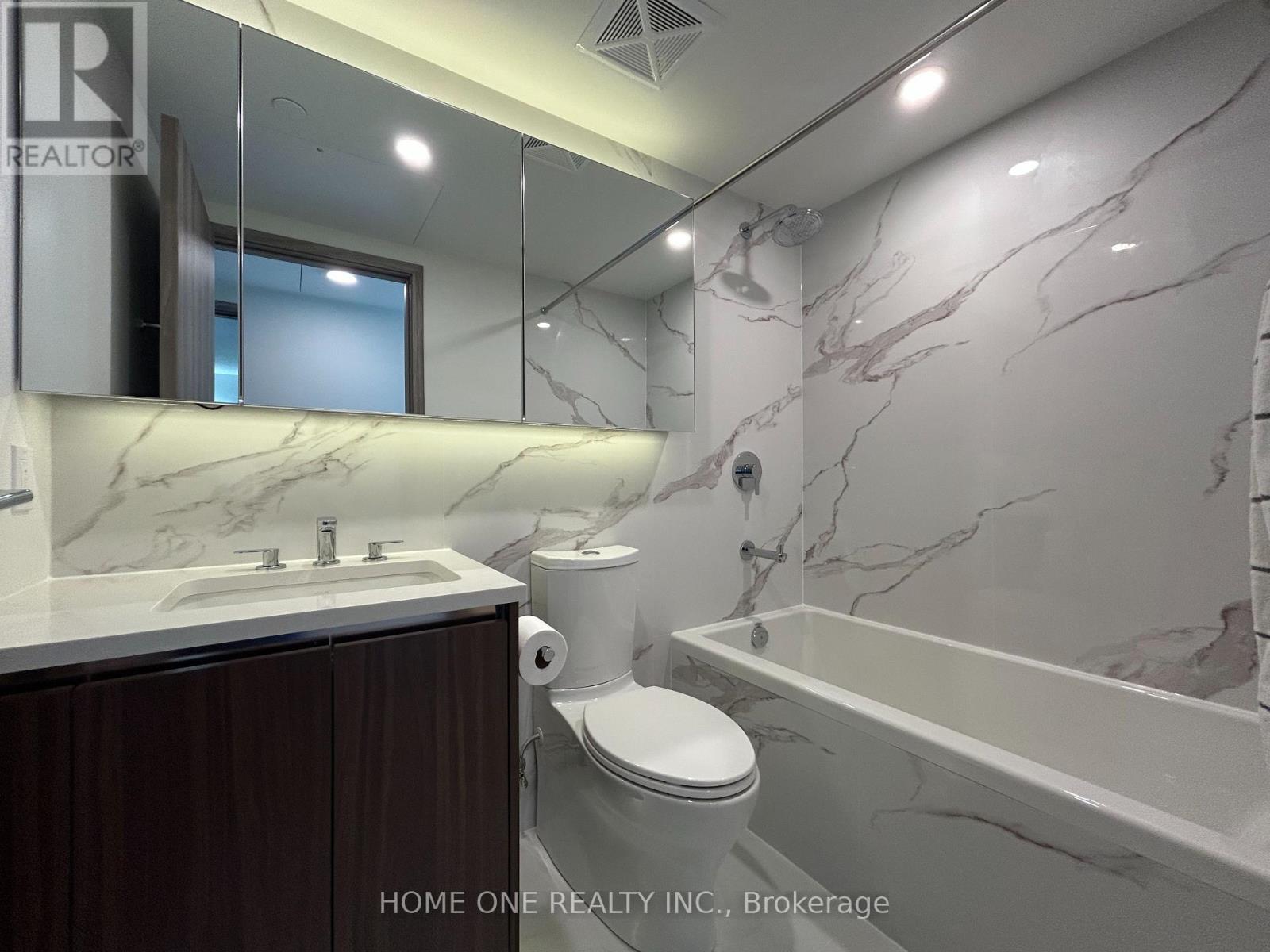6207 - 3 Concord Cityplace Way, Toronto, Ontario  M5V 0X4 - Photo 4 - C13152496