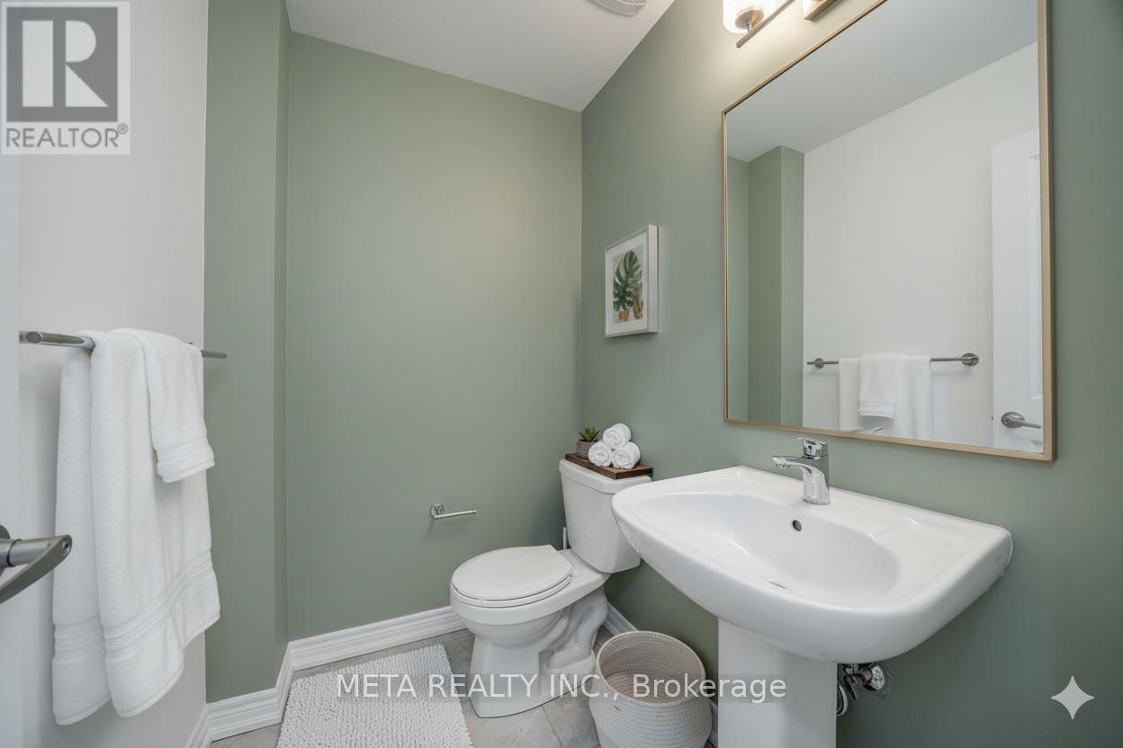 2004 Cameron Lott Crescent, Oshawa, Ontario  L1L 0S1 - Photo 21 - E13152506