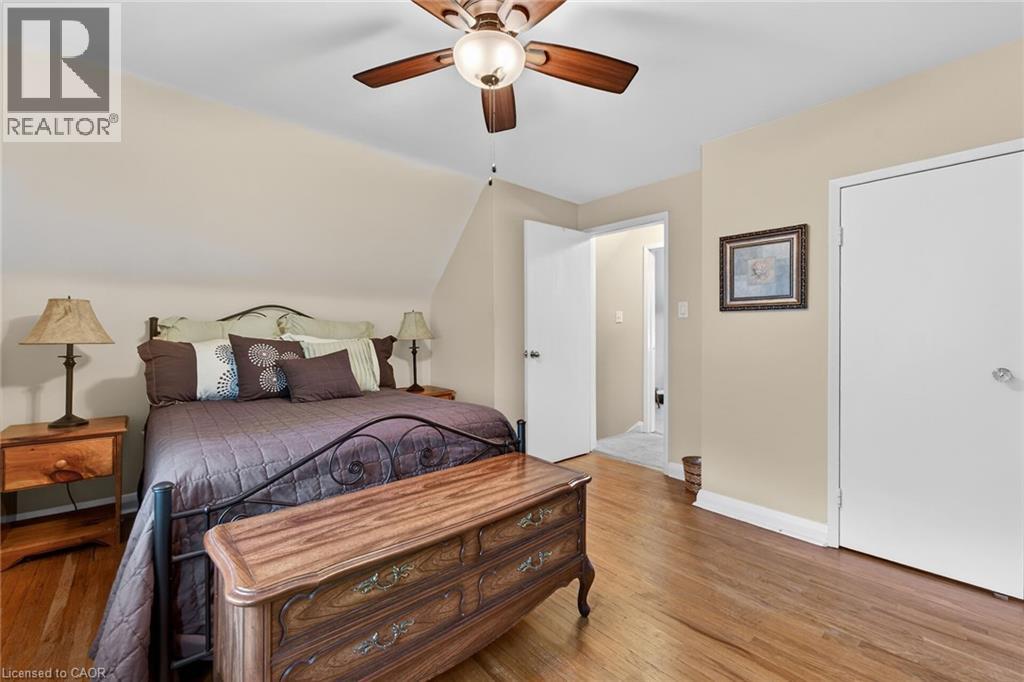 263 East 38th Street, Hamilton, Ontario  L8V 4G2 - Photo 19 - 40827688