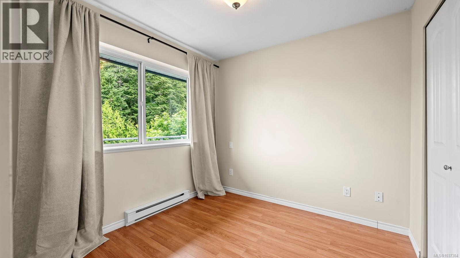 302 840 Shamrock Pl, Comox, British Columbia  V9M 4G4 - Photo 22 - 1037384