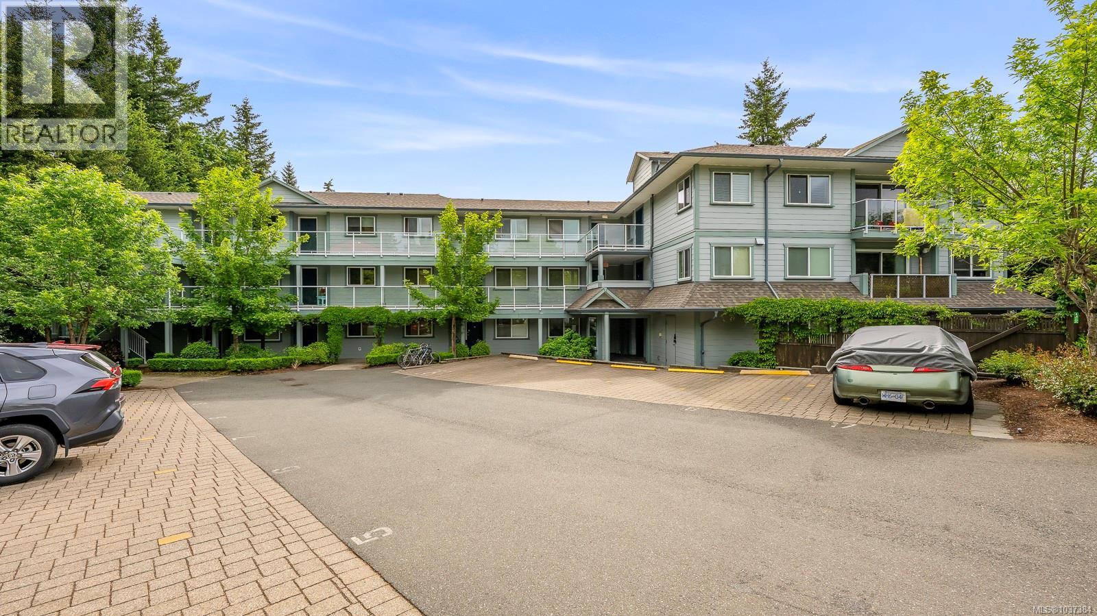 302 840 Shamrock Pl, Comox, British Columbia  V9M 4G4 - Photo 30 - 1037384
