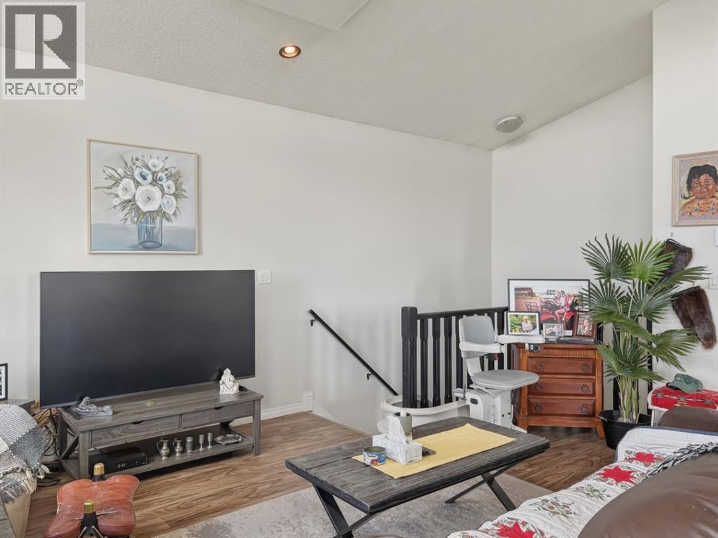 5027 52 Street, Rocky Mountain House, Alberta  T4T 1A7 - Photo 10 - A2308597