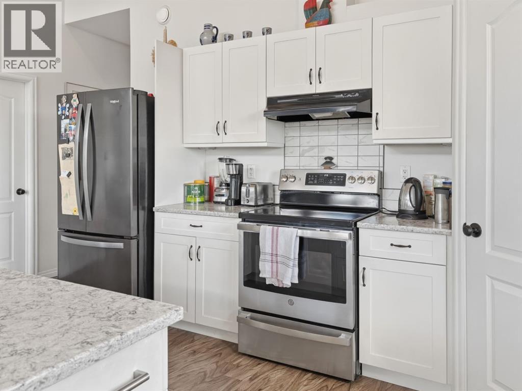 5027 52 Street, Rocky Mountain House, Alberta  T4T 1A7 - Photo 8 - A2308597