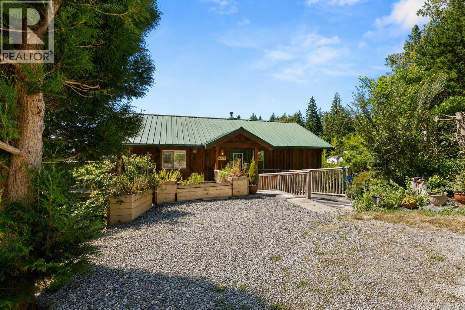 4371 Francis Peninsula Road, Madeira Park, British Columbia  V0N 2H1 - Photo 8 - R3109193