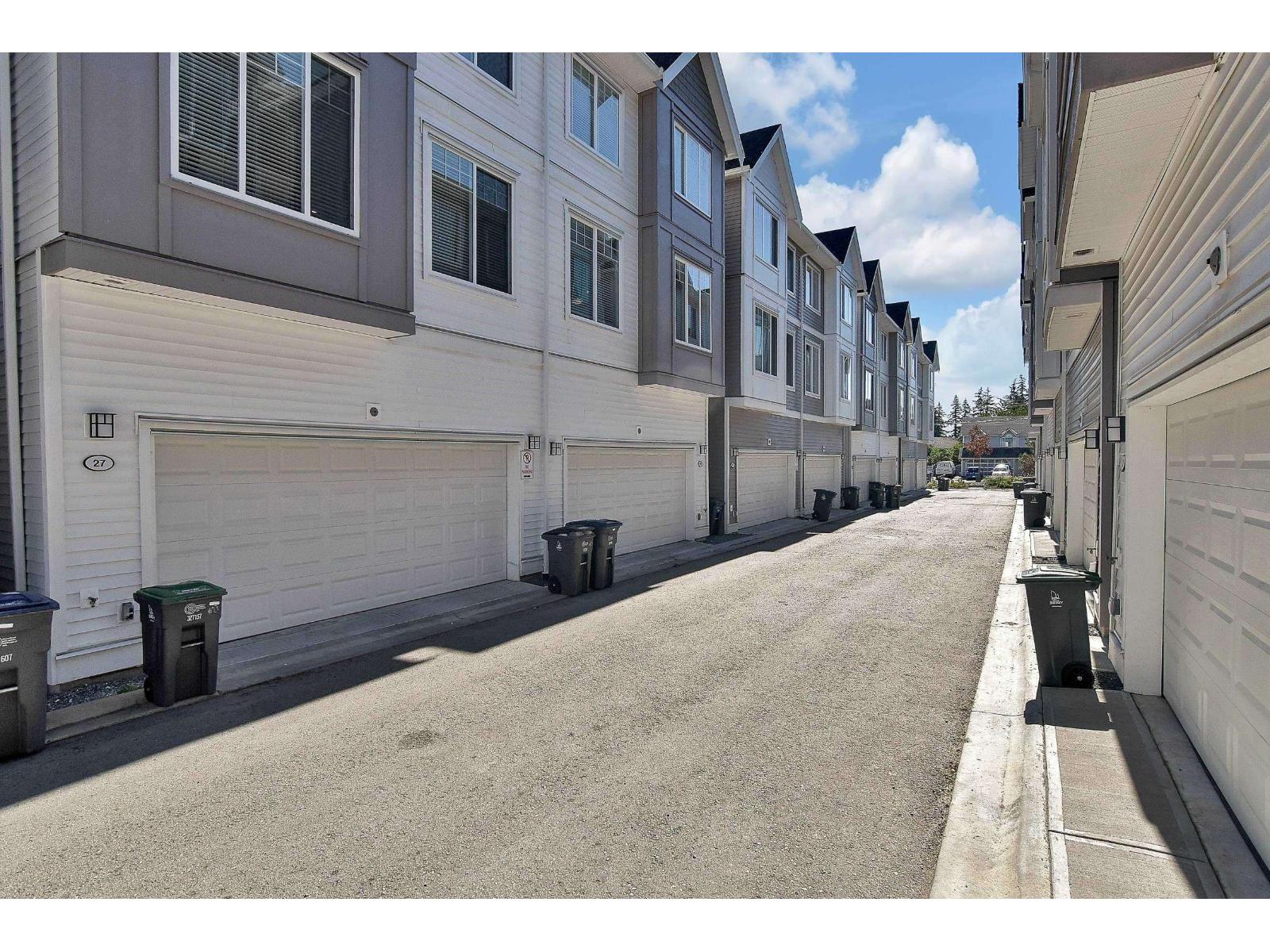 27 8033 166b Street, Surrey, British Columbia  V4N 0G7 - Photo 3 - R3124504