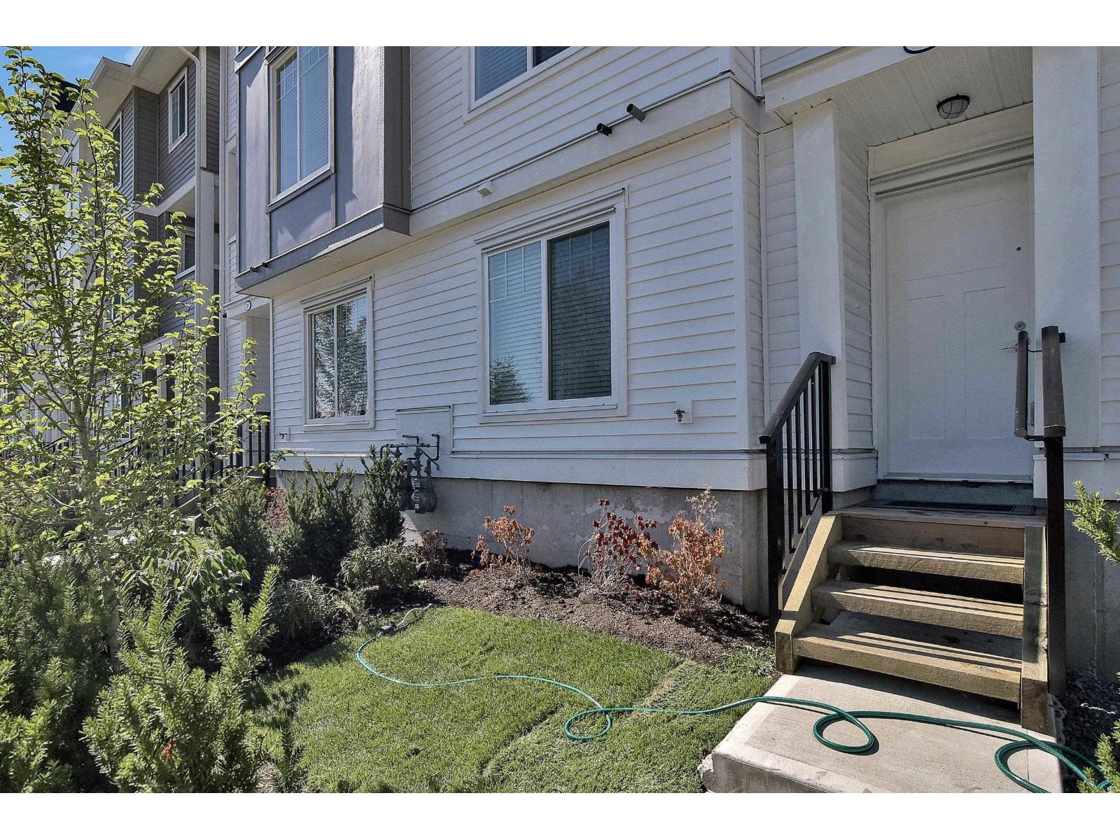 27 8033 166b Street, Surrey, British Columbia  V4N 0G7 - Photo 2 - R3124504