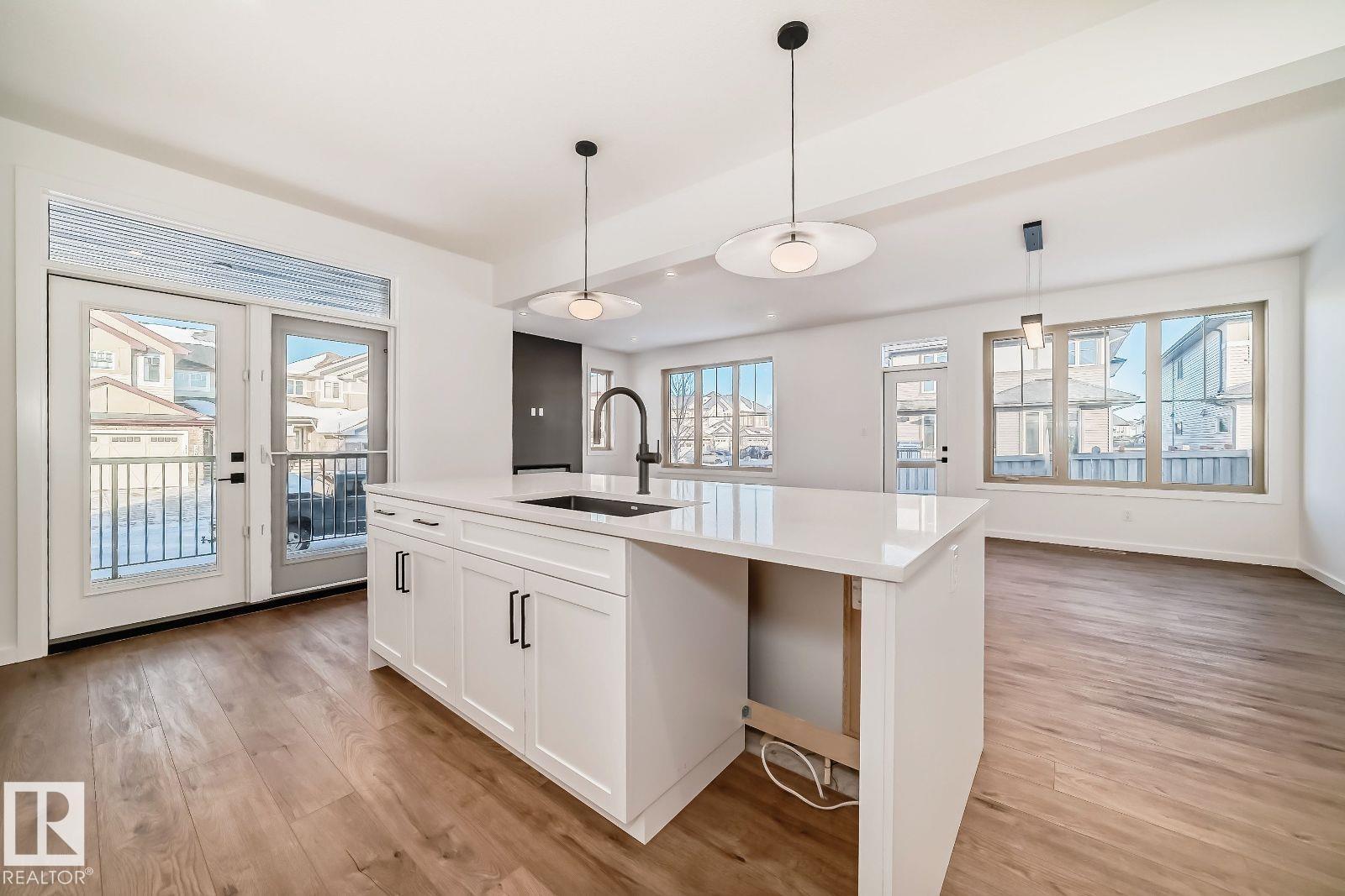 1365 Ainslie Wd Sw, Edmonton, Alberta  T6W 3E9 - Photo 8 - E4488892