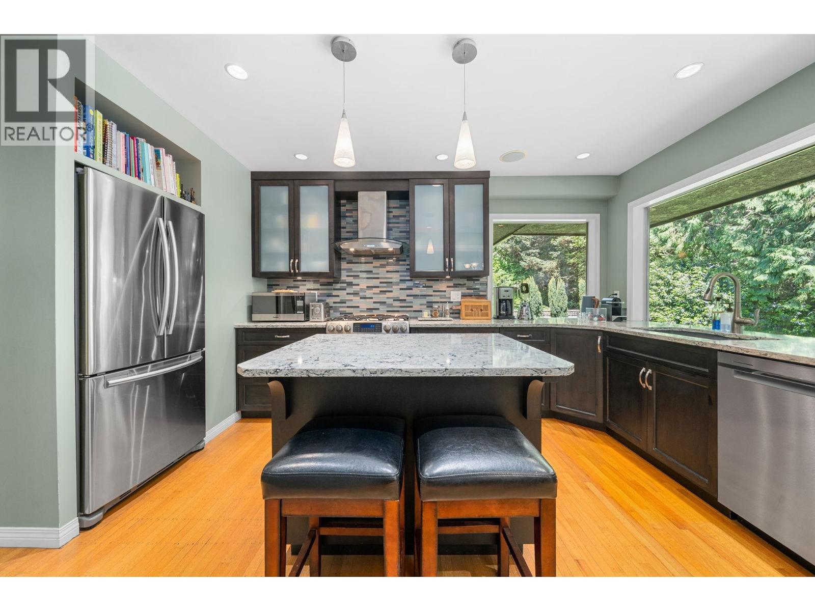 4368 Arundel Road, North Vancouver, British Columbia  V7R 3T2 - Photo 7 - R3125674