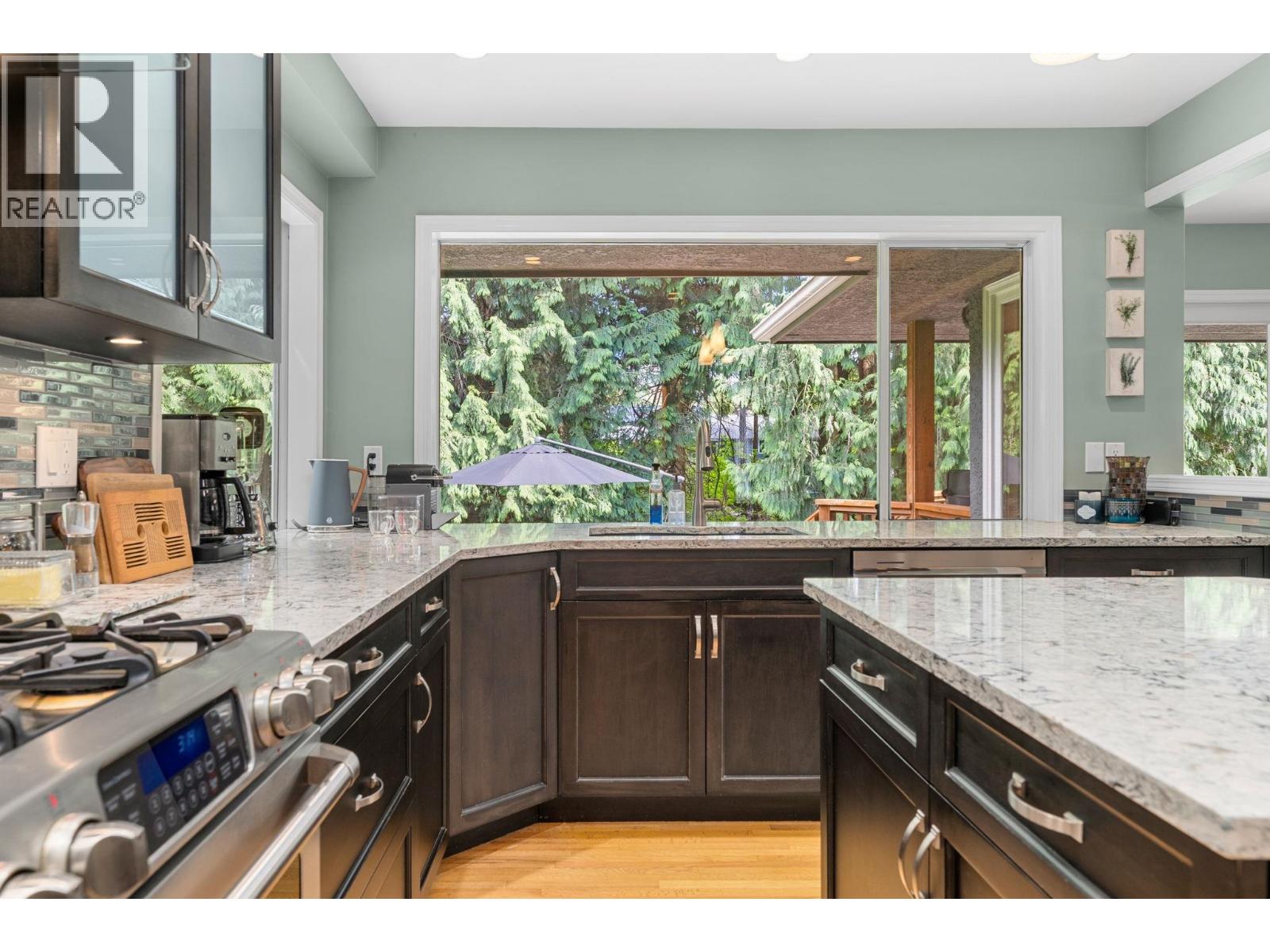 4368 Arundel Road, North Vancouver, British Columbia  V7R 3T2 - Photo 9 - R3125674