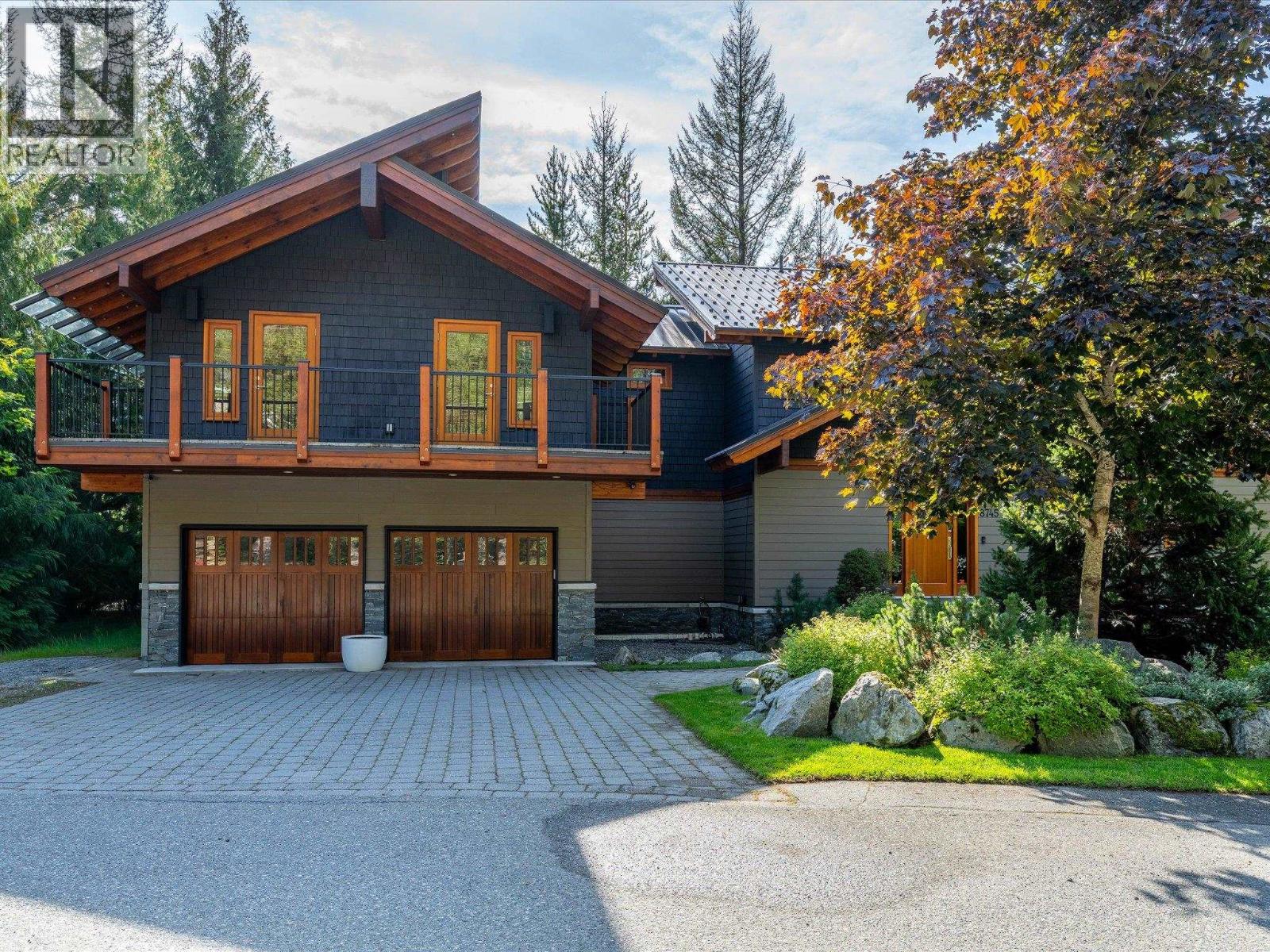 8745 Idylwood Place, Whistler, British Columbia  V8E 0G1 - Photo 2 - R3125883