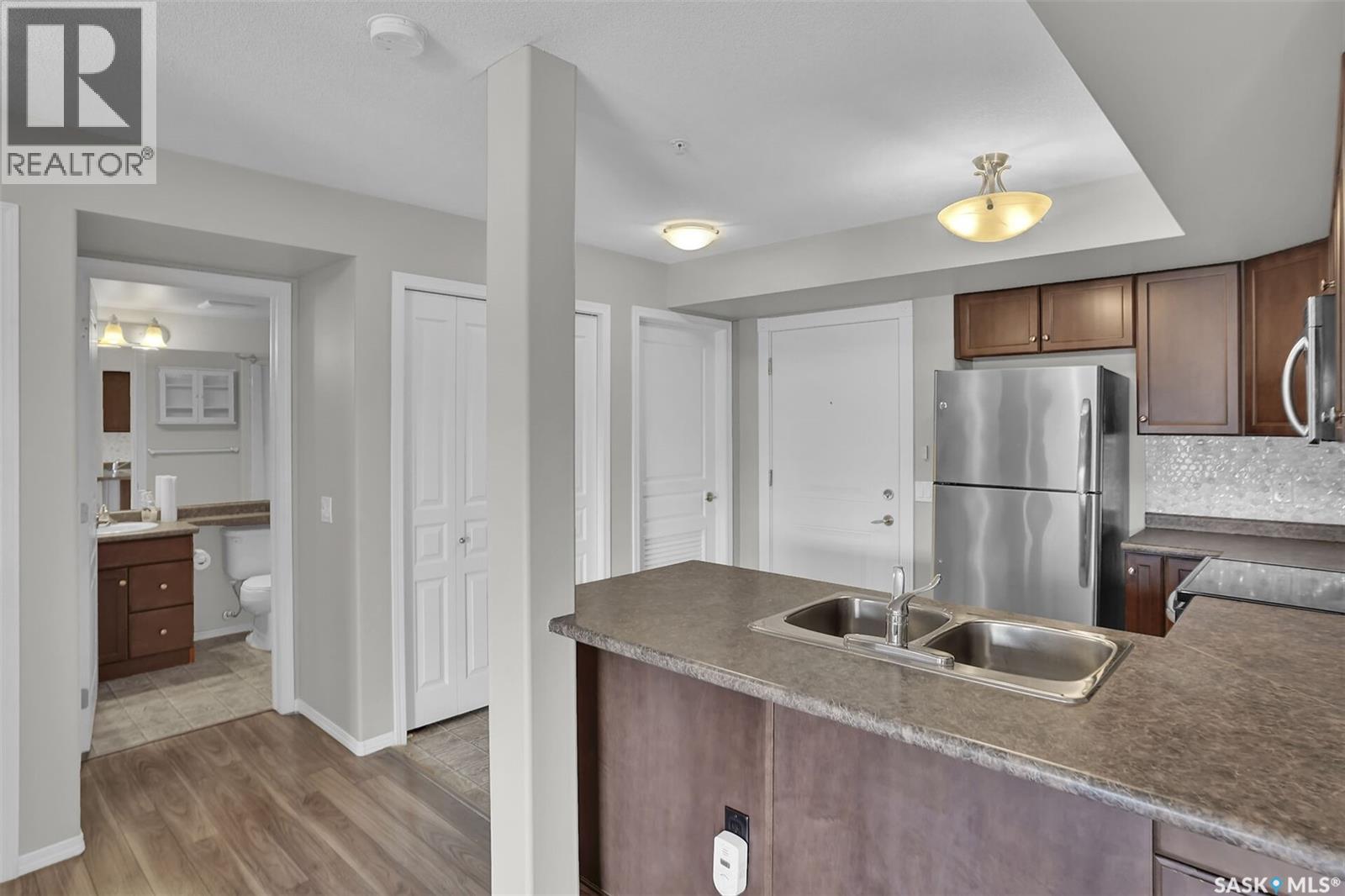 108 2351 Windsor Park Road, Regina, Saskatchewan  S4V 1N4 - Photo 11 - SK036610