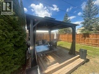 Street 572 21st Street E, Prince Albert, Saskatchewan  S6V 1M4 - Photo 4 - SK036601