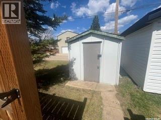Street 572 21st Street E, Prince Albert, Saskatchewan  S6V 1M4 - Photo 6 - SK036601
