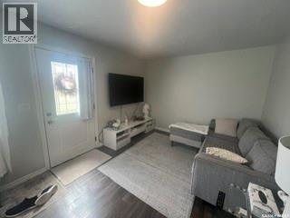 Street 572 21st Street E, Prince Albert, Saskatchewan  S6V 1M4 - Photo 9 - SK036601