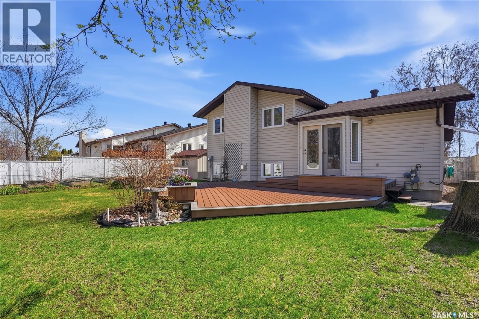 227 Flavelle Crescent, Saskatoon, Saskatchewan  S7L 6L1 - Photo 55 - SK036561