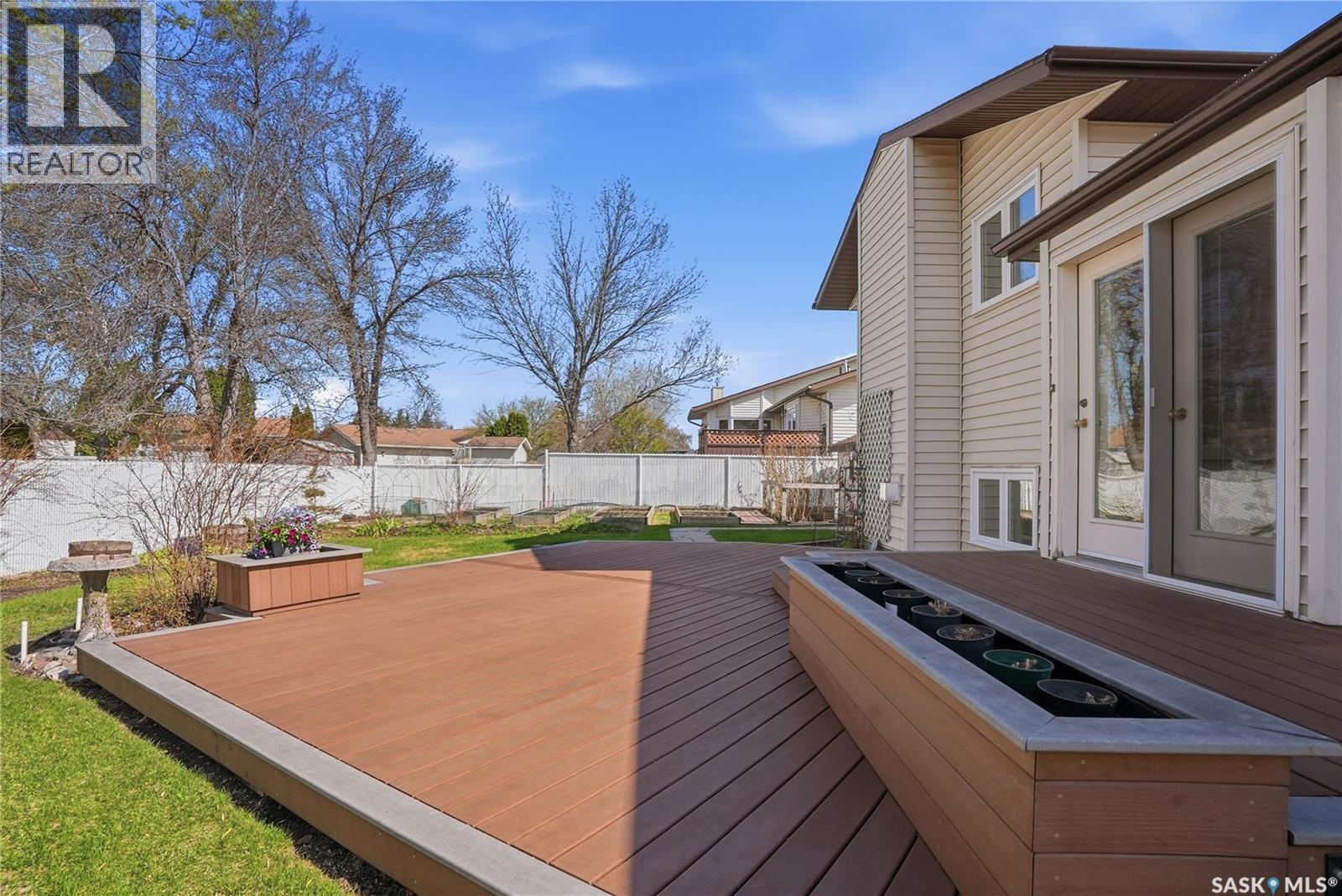 227 Flavelle Crescent, Saskatoon, Saskatchewan  S7L 6L1 - Photo 57 - SK036561