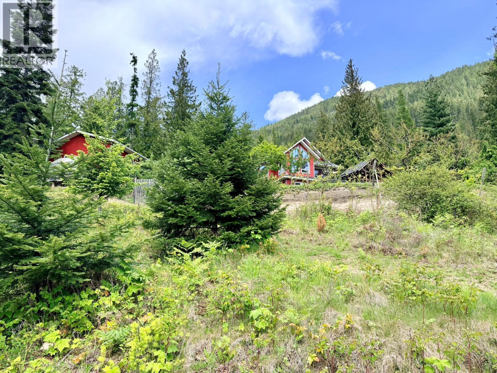 13643 Mountain Shores Road N, Boswell, British Columbia  V0B 1A4 - Photo 21 - 10388060