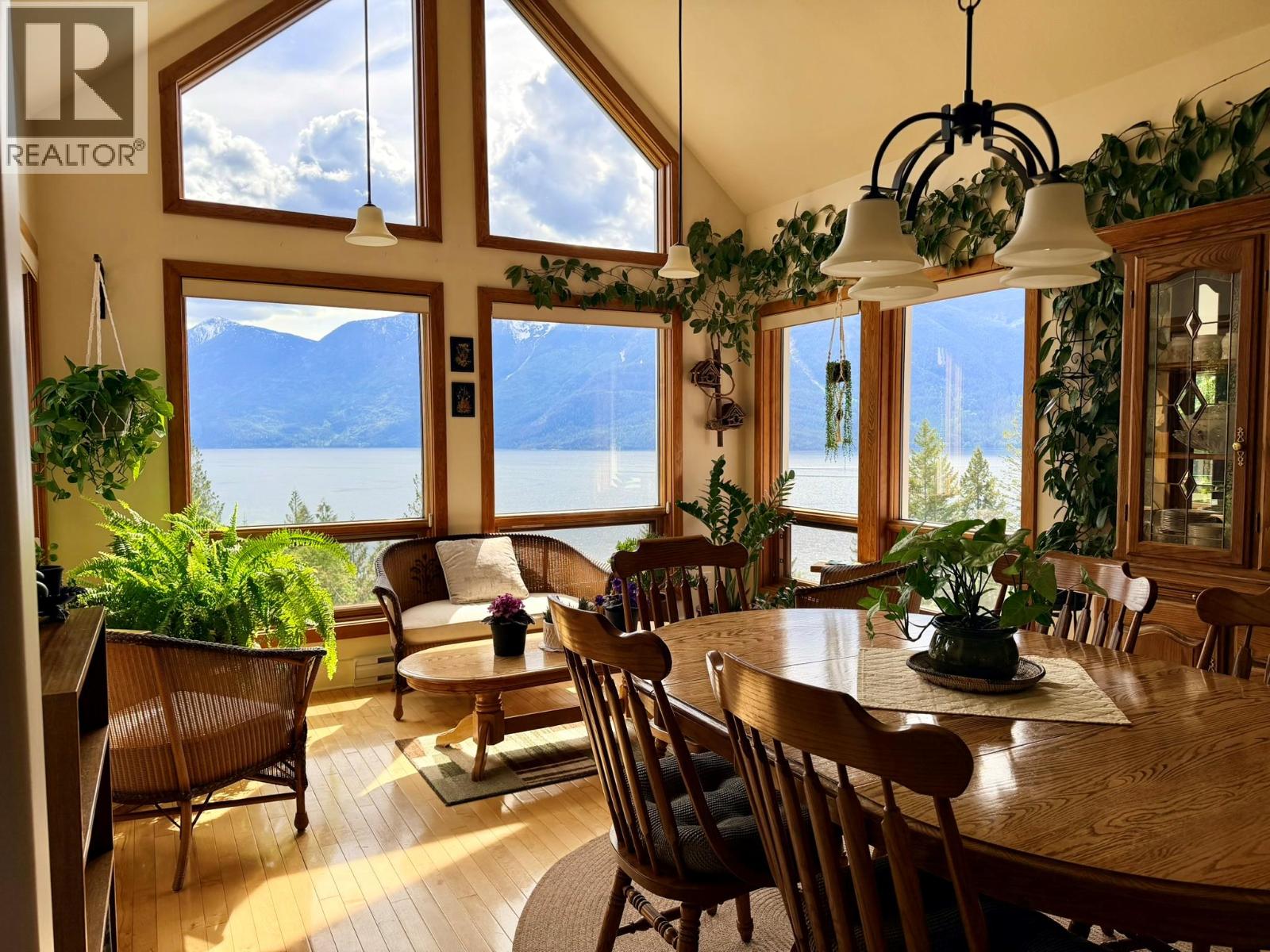 13643 Mountain Shores Road N, Boswell, British Columbia  V0B 1A4 - Photo 32 - 10388060