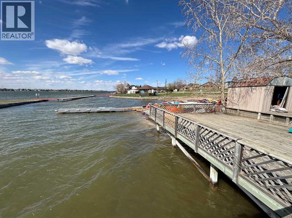 1065 East Chestermere Drive, Chestermere, Alberta  T1X 1A9 - Photo 48 - A2312475
