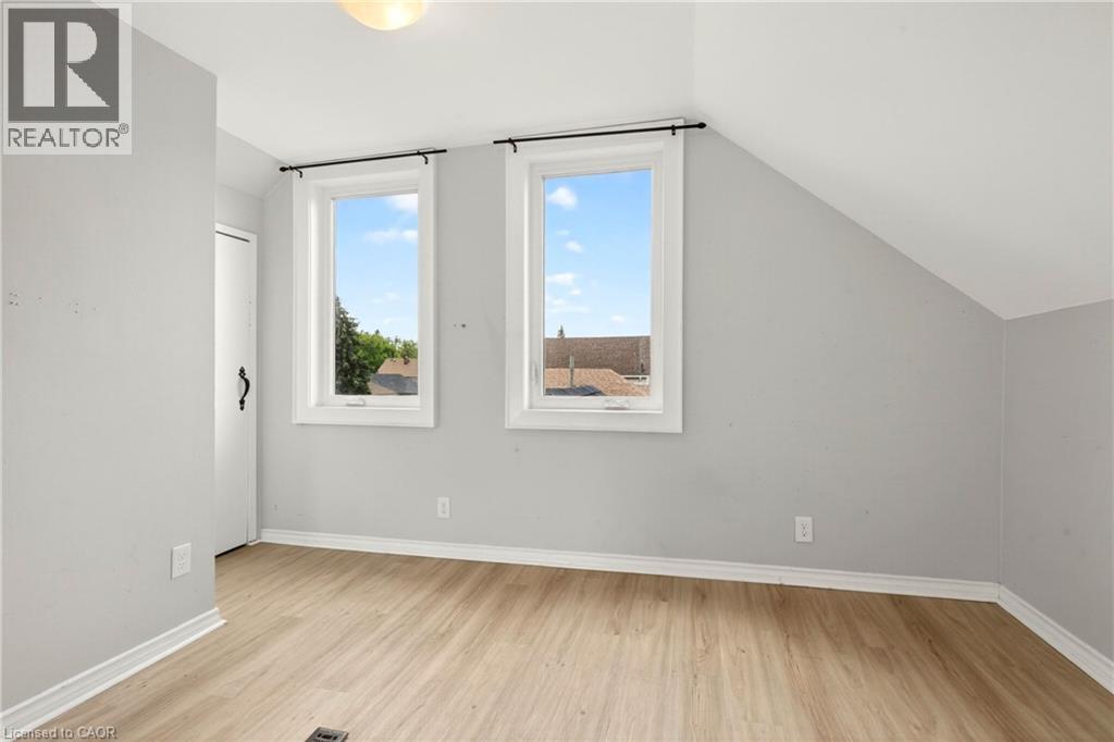 1236 E Cannon Street E, Hamilton, Ontario  L8H 1V1 - Photo 30 - 40829257