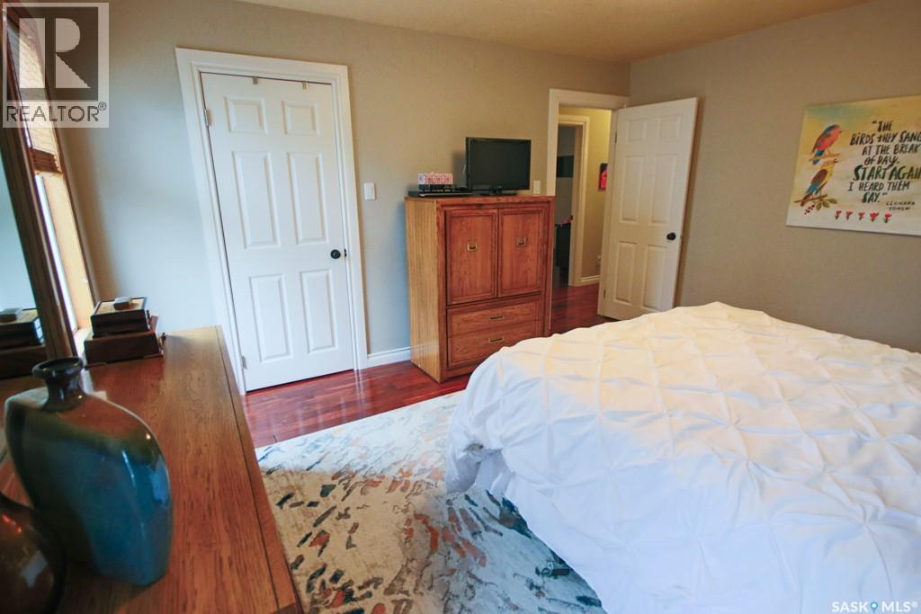 1666 Marshall Crescent, Moose Jaw, Saskatchewan  S6H 3G7 - Photo 22 - SK035797