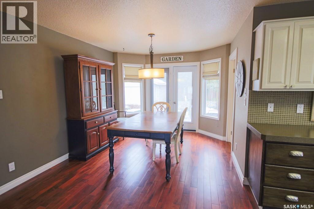 1666 Marshall Crescent, Moose Jaw, Saskatchewan  S6H 3G7 - Photo 7 - SK035797