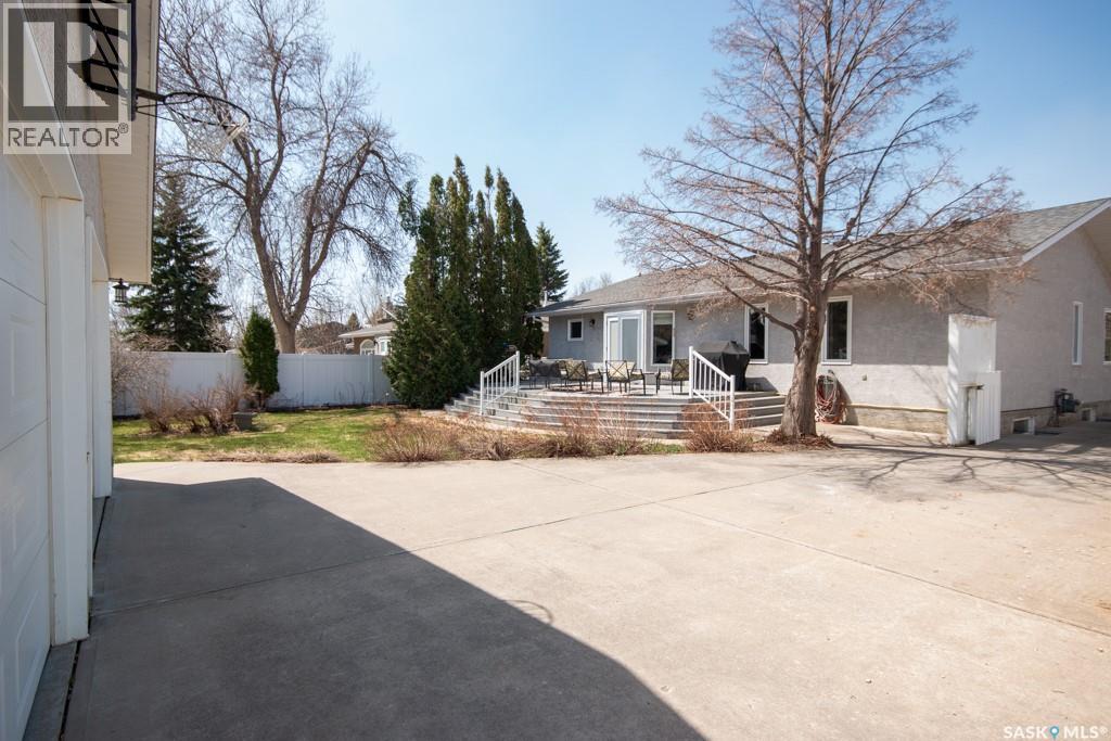 1666 Marshall Crescent, Moose Jaw, Saskatchewan  S6H 3G7 - Photo 43 - SK035797